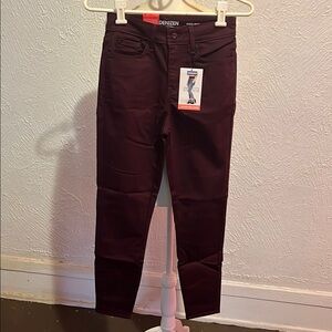 Denizen from Levi's Women's Dark Maroon Skinny Jeans